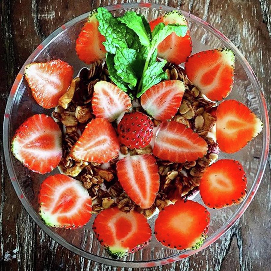 Strawberry Photograph - Nooks Parfait With Strawberry by Arya Swadharma
