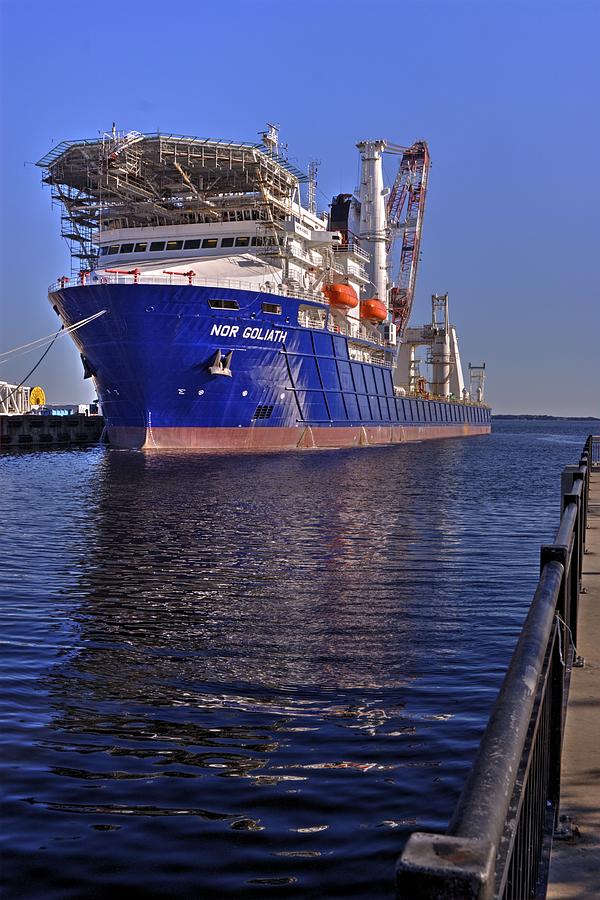 Nor Goliath Ship Photograph by Paul Lindner