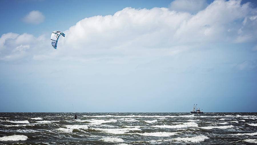 Norderney - Kitesurfing Photograph by Alexander Voss