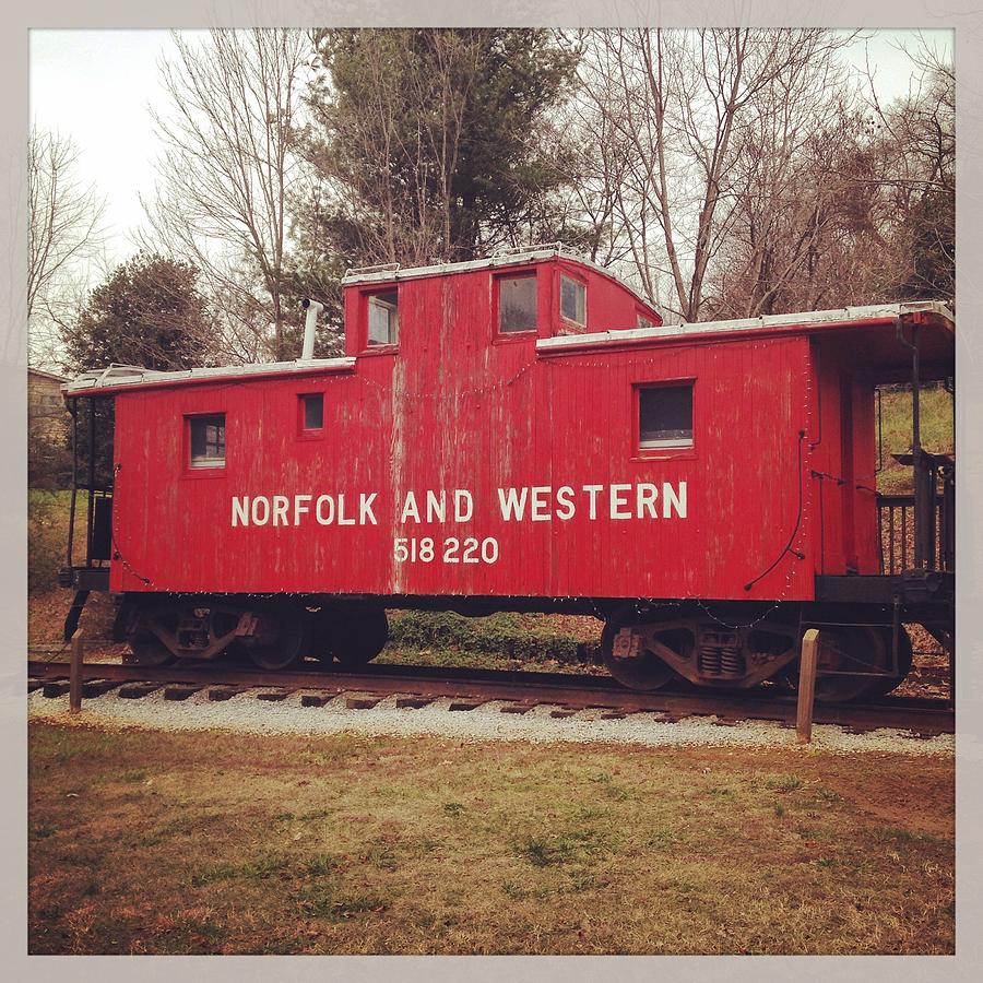 Norfolk and Western Caboose Photograph by Will Felix