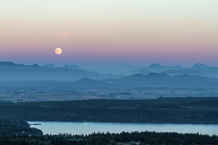 North Cascade Range Moonrise Photograph by Michael Russell