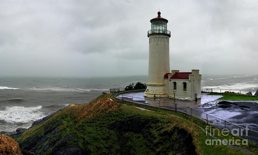North Head Lighthouse, Washington Photograph by Wernher Krutein