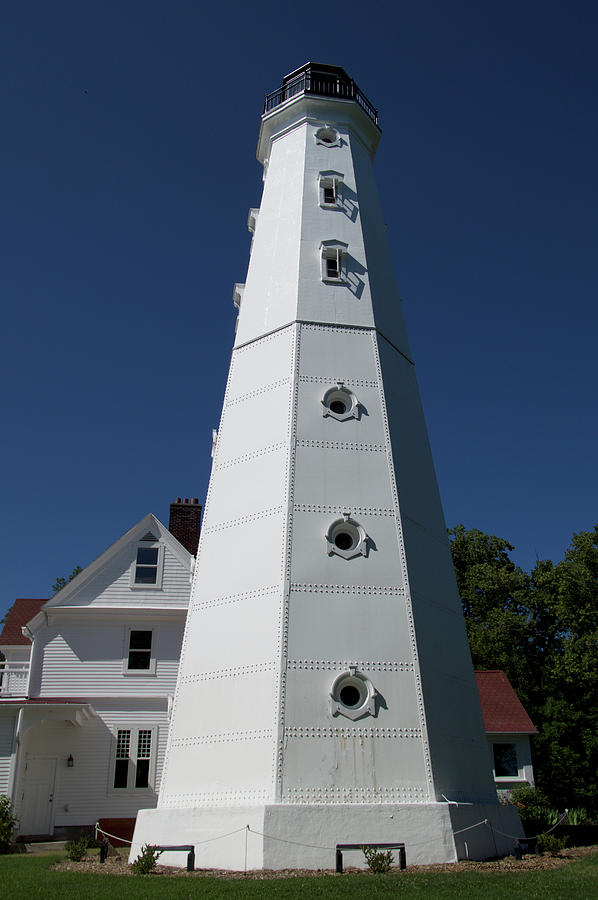 North Point Light Station Wisconsin Vertical 01 Photograph by Thomas Woolworth