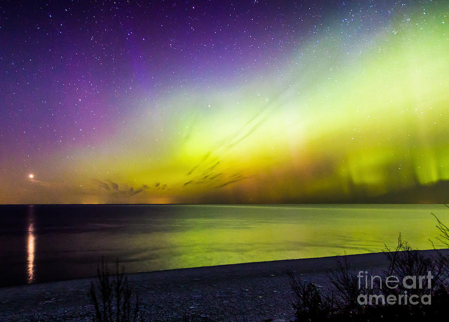 Northern Lights Over Lake Michigan Photograph by Russell Johnson - Pixels