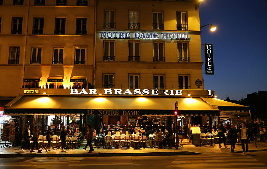 Notre Dame Cafe Photograph by Andrew Fare
