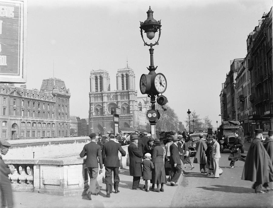 Notre Dame Paris 1936 Photograph by Andrew Fare