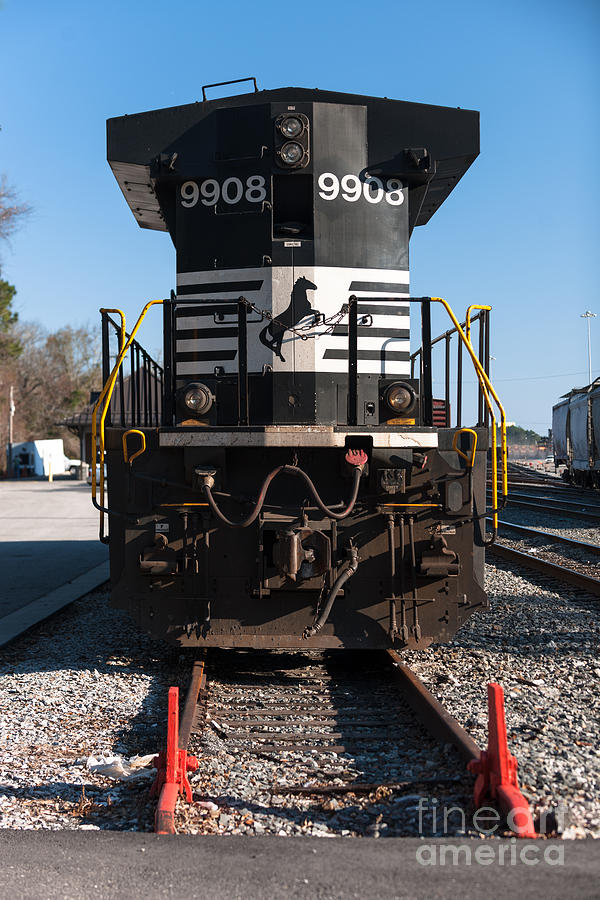 NS Engine 9908 Photograph by Dale Powell