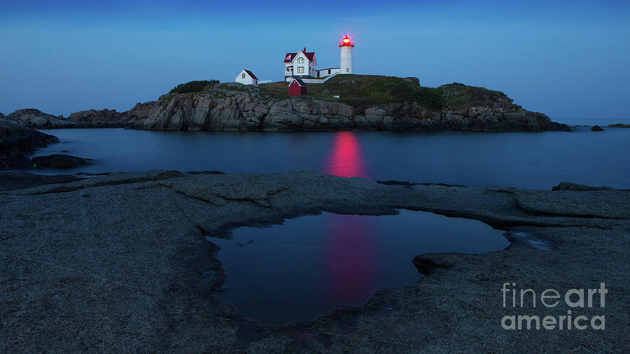 Nubble Puddle Photograph by Jerry Fornarotto