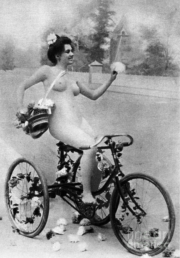 Girl nude outlet bike