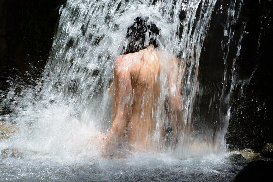 Nude Waterfall Girls