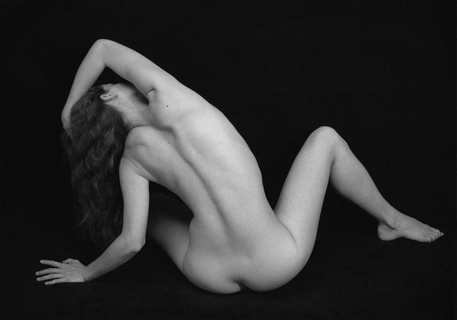 Normal Model Pose Nude