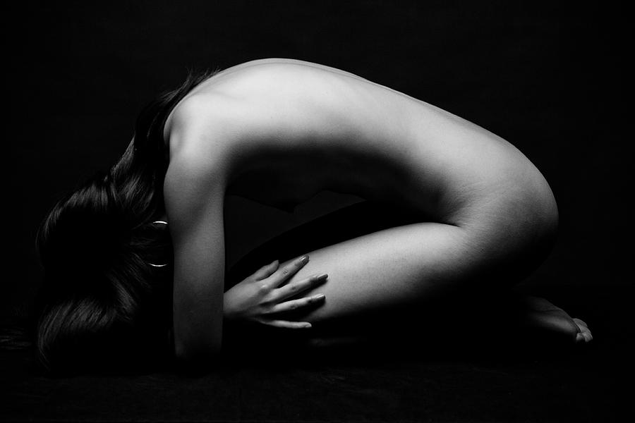 Black And White Photograph - Nude four by Paolo Miserini