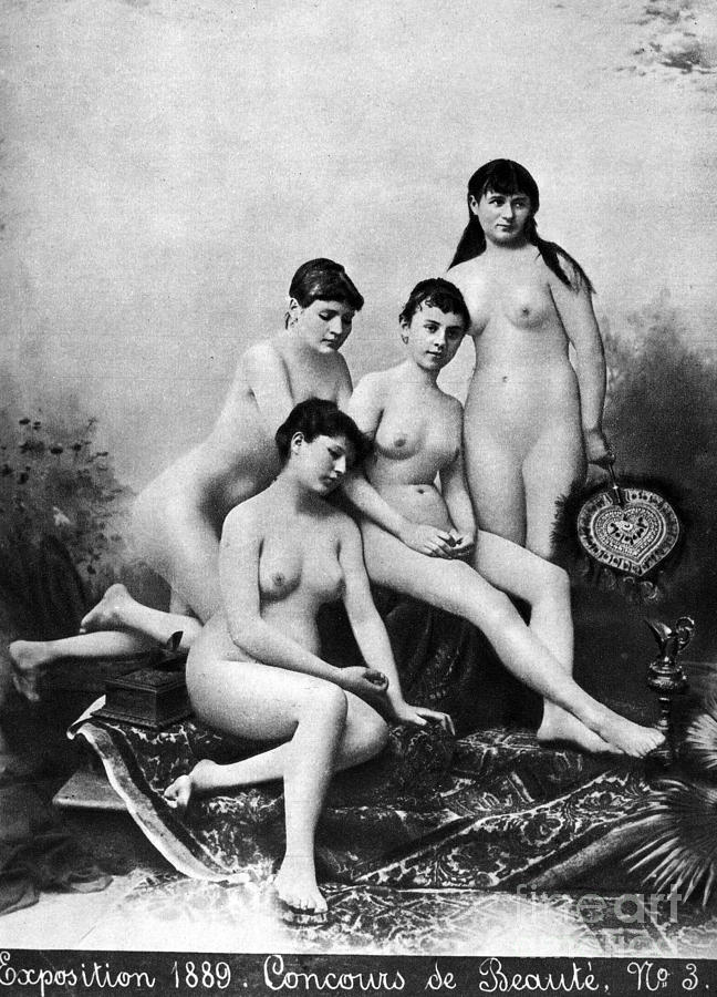 Group nude Fetish: Nude