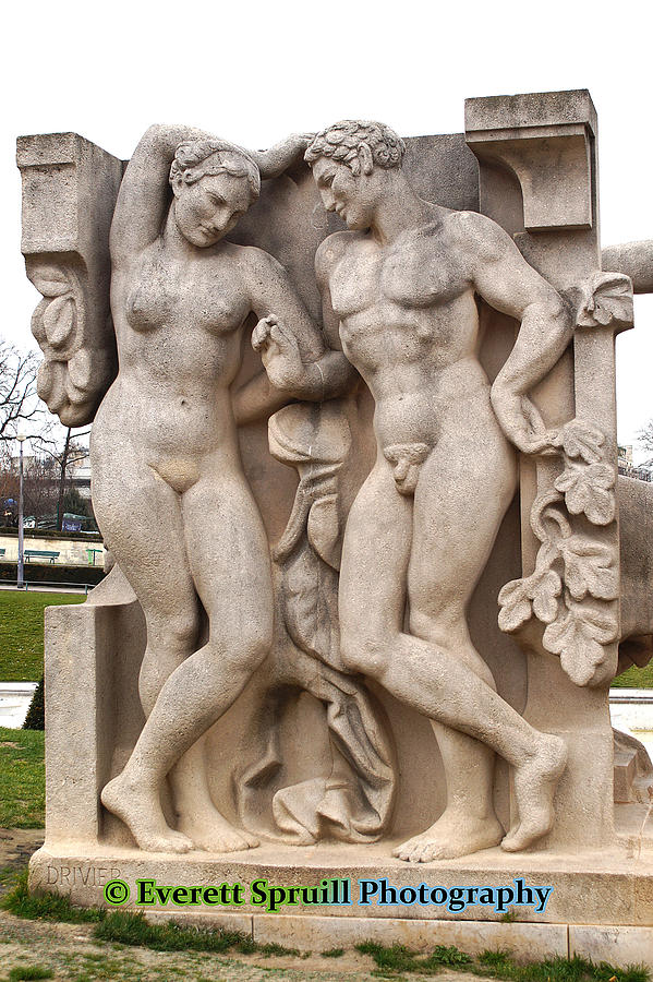 Nudes at Trocadero Gardens - Paris France Photograph by Everett Spruill