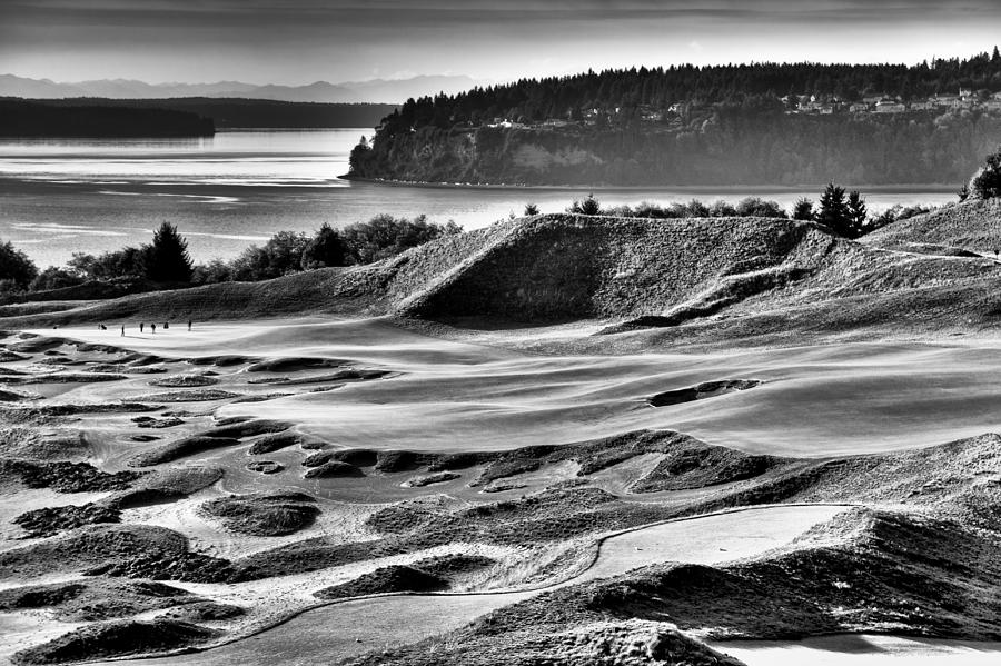 Number 14 at Chambers Bay Photograph by David Patterson