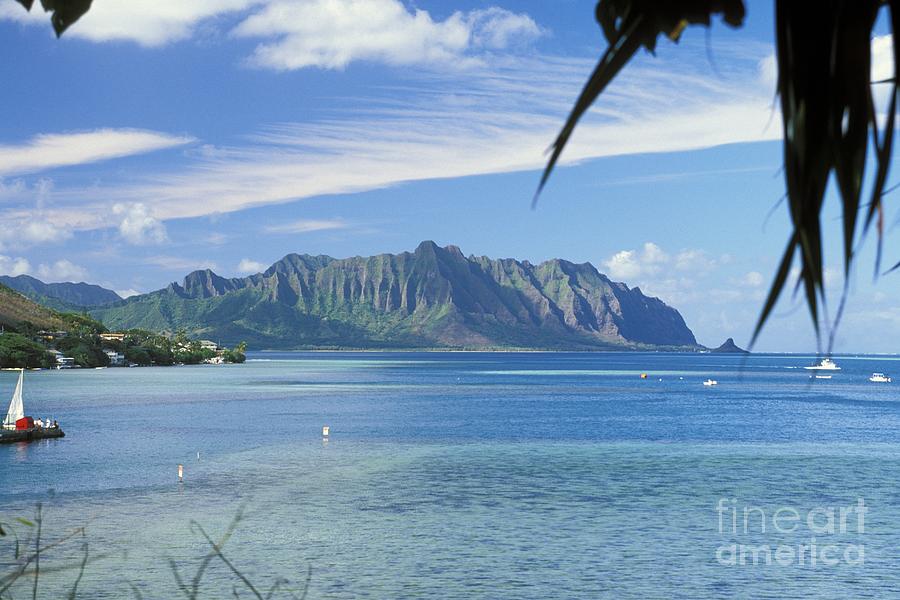 Oahu, Kaneohe Bay Photograph by Peter French - Printscapes