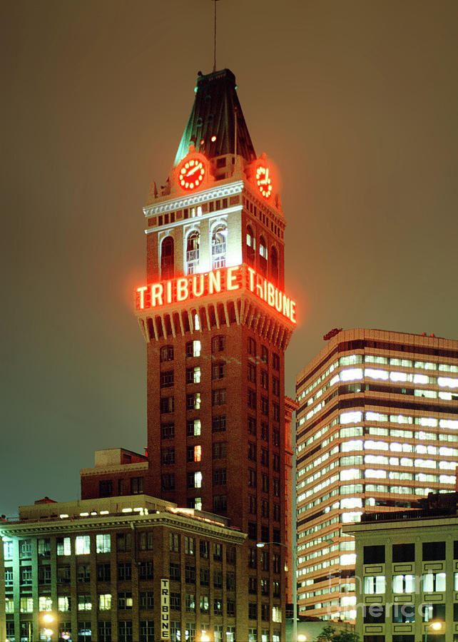 Oakland Tribune Tower, Oakland California Photograph by Wernher Krutein