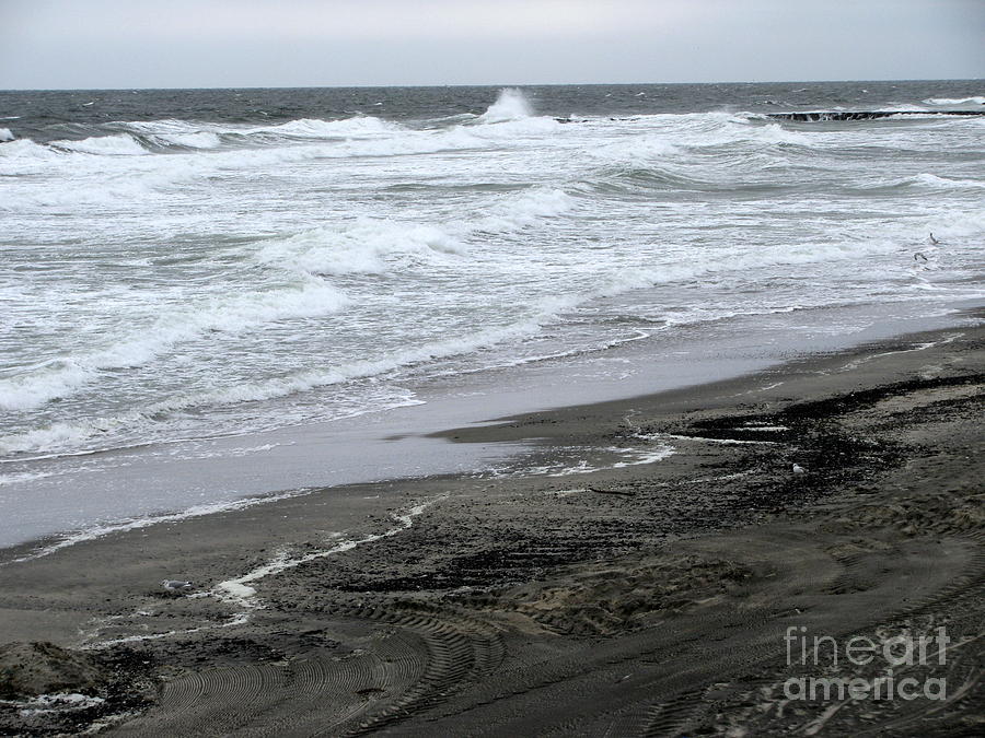Ocean Study in Gray Photograph by Colleen Kammerer