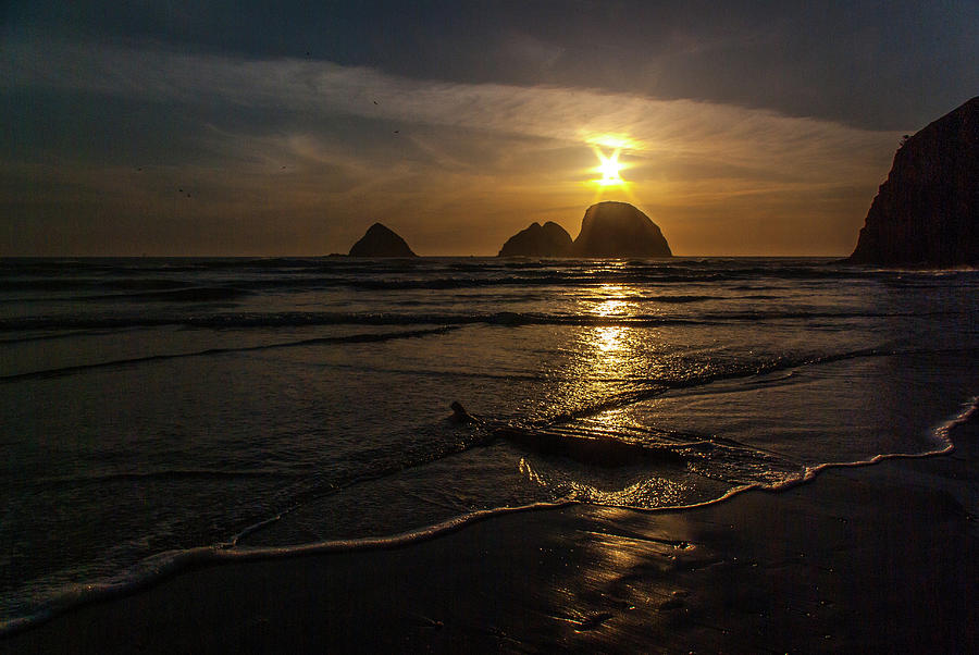 Oceanside Sunset Photograph by Ken Dietz