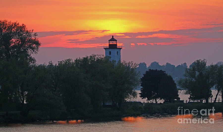 Ogdensburg Lighthouse at Sunset 6695 Photograph by Jack Schultz