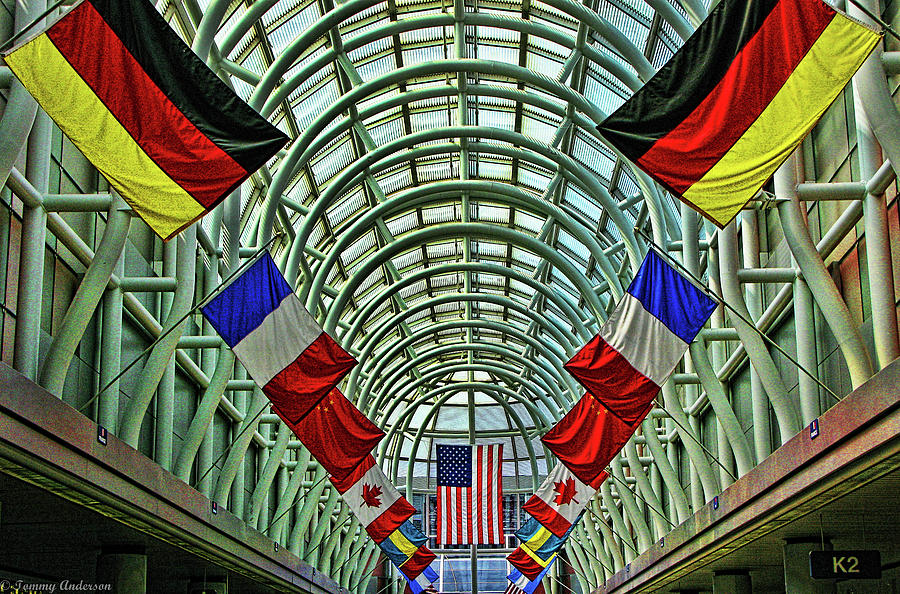 Chicago Photograph - OHare International Airport Atrium by Tommy Anderson
