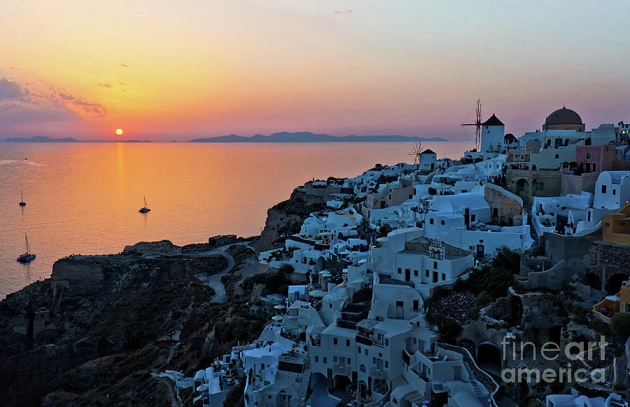Oia At Sunset Photograph by Gualtiero Boffi