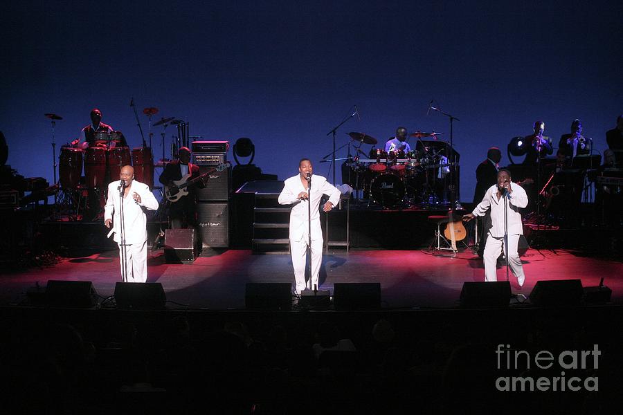 O'Jays Photograph by Concert Photos - Fine Art America