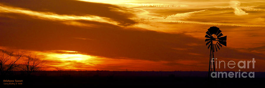 Oklahoma Sunset Photograph by Larry Keahey