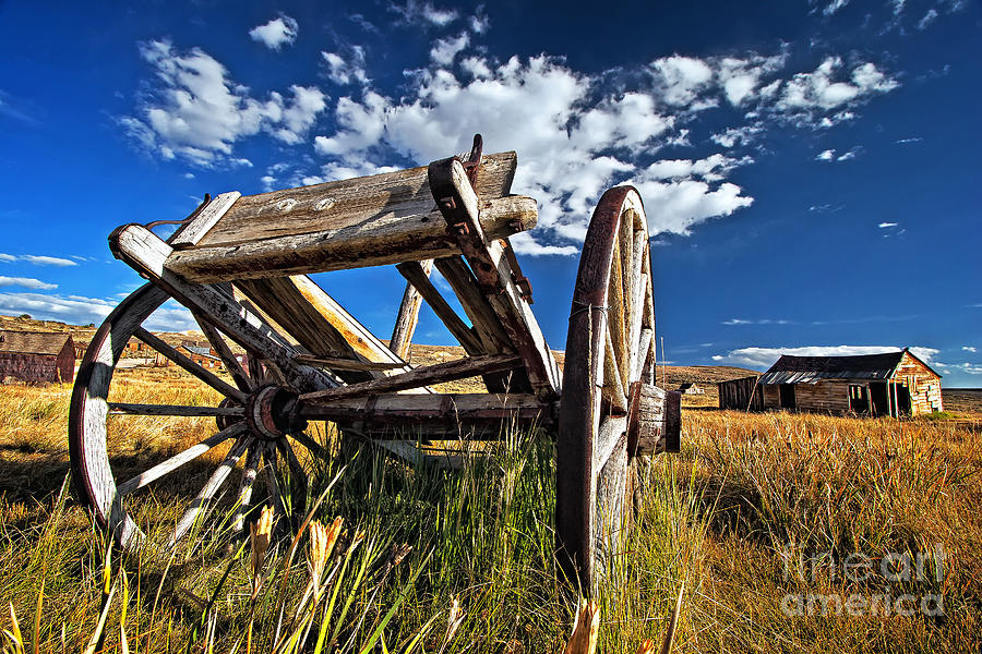 Old Abandoned Wagon, Bodie Ghost Town, California Photograph by Sam Antonio