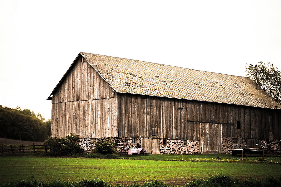 Old barn in wisconsin Photograph by Craig Perry-Ollila