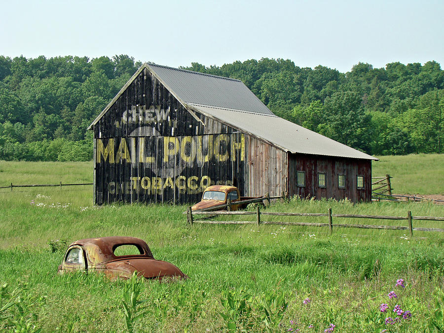 Old Barn Mail Pouch Tobacco Advertising Photograph by Carol Senske