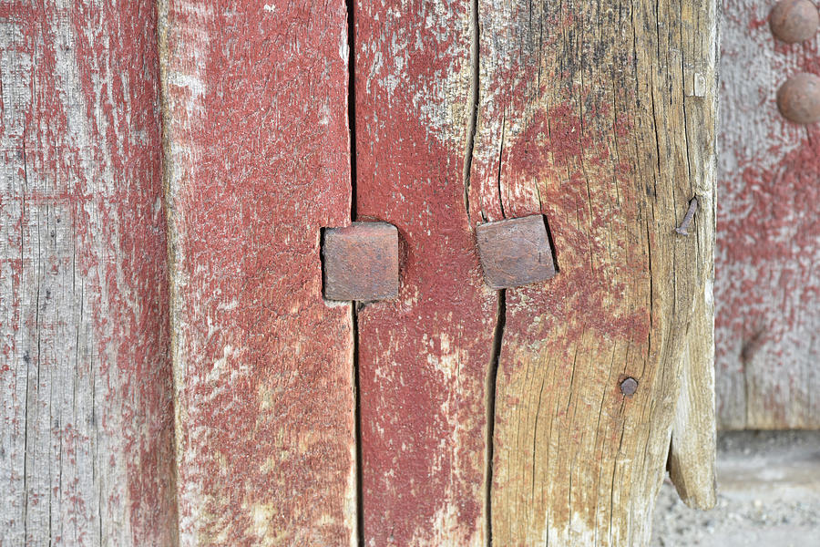 where-to-buy-barn-wood-near-you-saws-on-skates