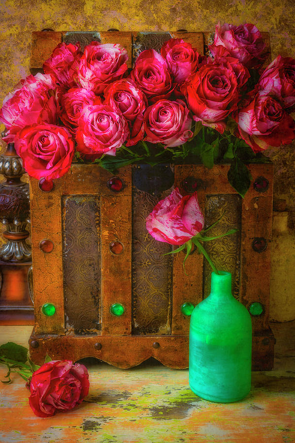 Old Chest Full Of Roses Photograph by Garry Gay