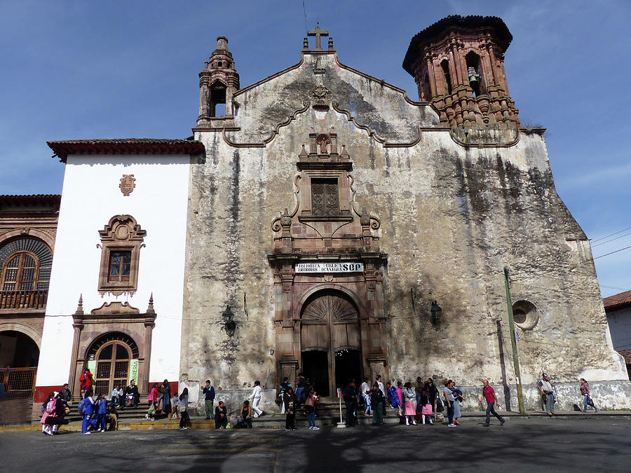 Church in Historic Patzcuaro Photograph by Rosanne Licciardi