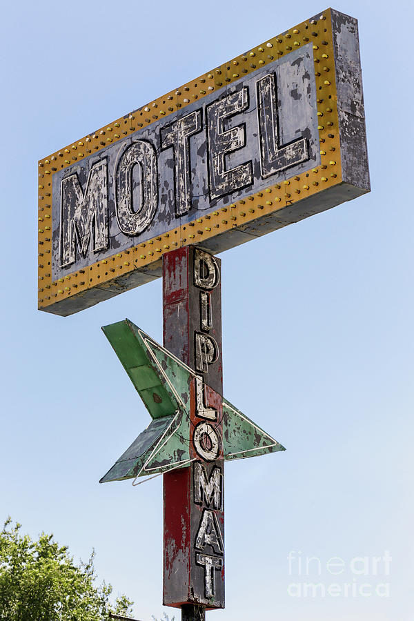 Old Diplomat Motel, Lake City, Florida Photograph by Dawna Moore Photography