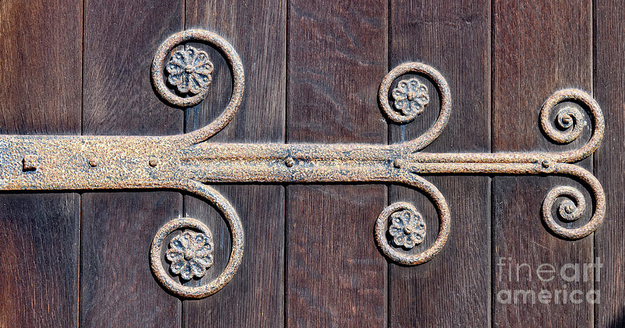 Old Door hinge Photograph by Colin Rayner