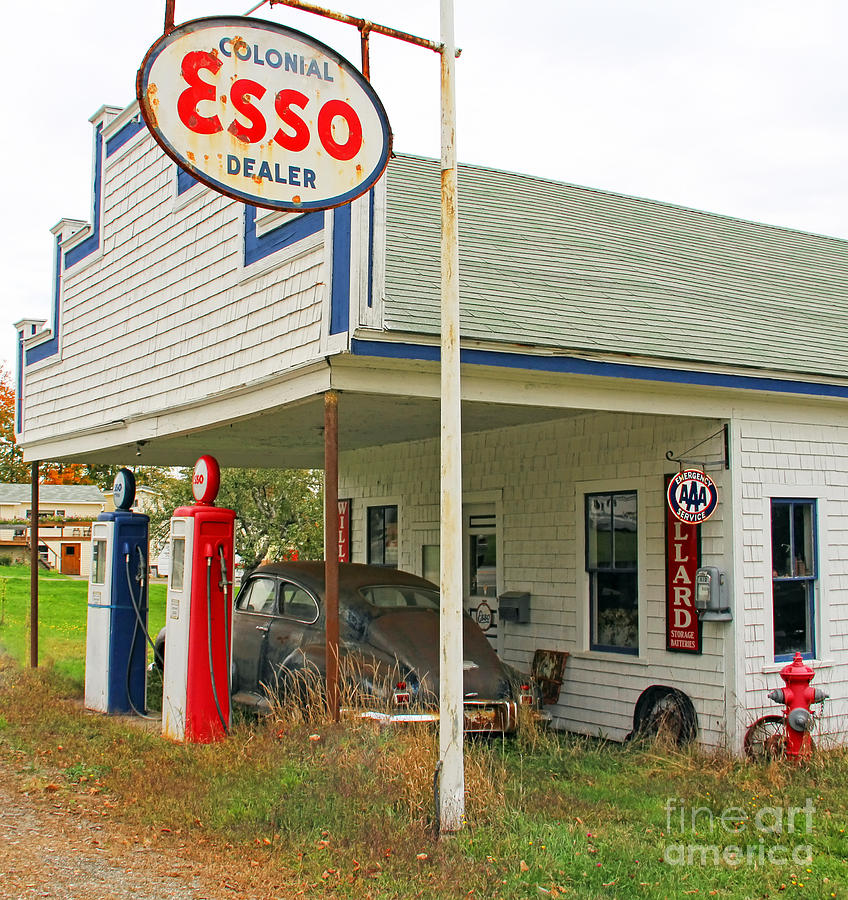 Old Esso Station  3839 Photograph by Jack Schultz
