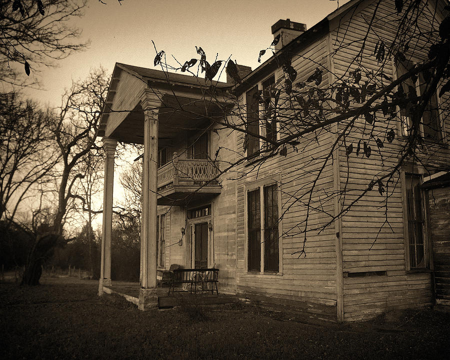 Old Farm House Photograph by TnBackroadsPhotos 