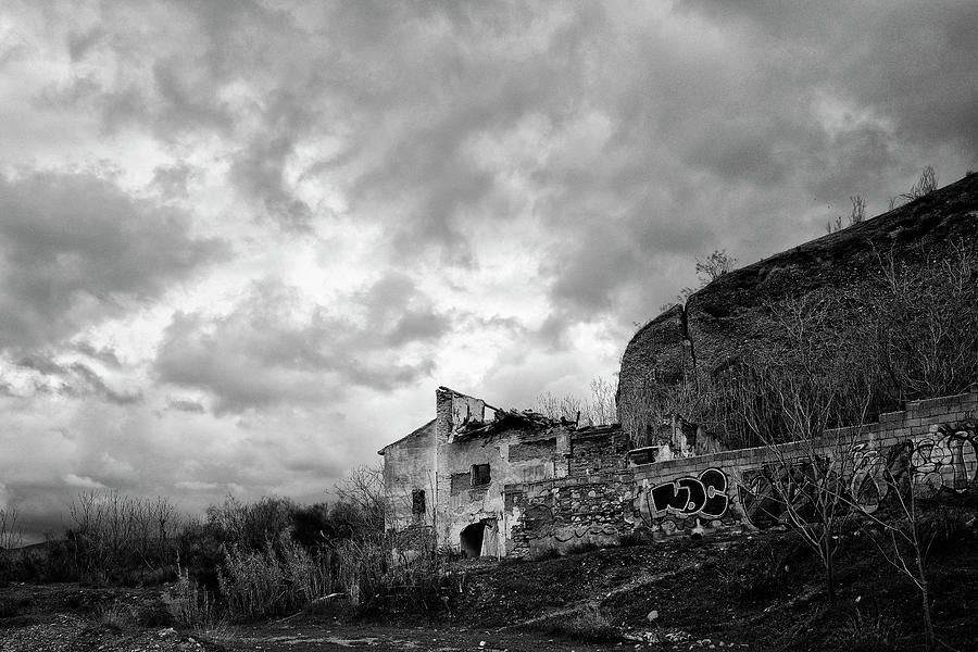 Old farmhouse. Abandoned Photograph by Guido Montanes Castillo | Fine ...