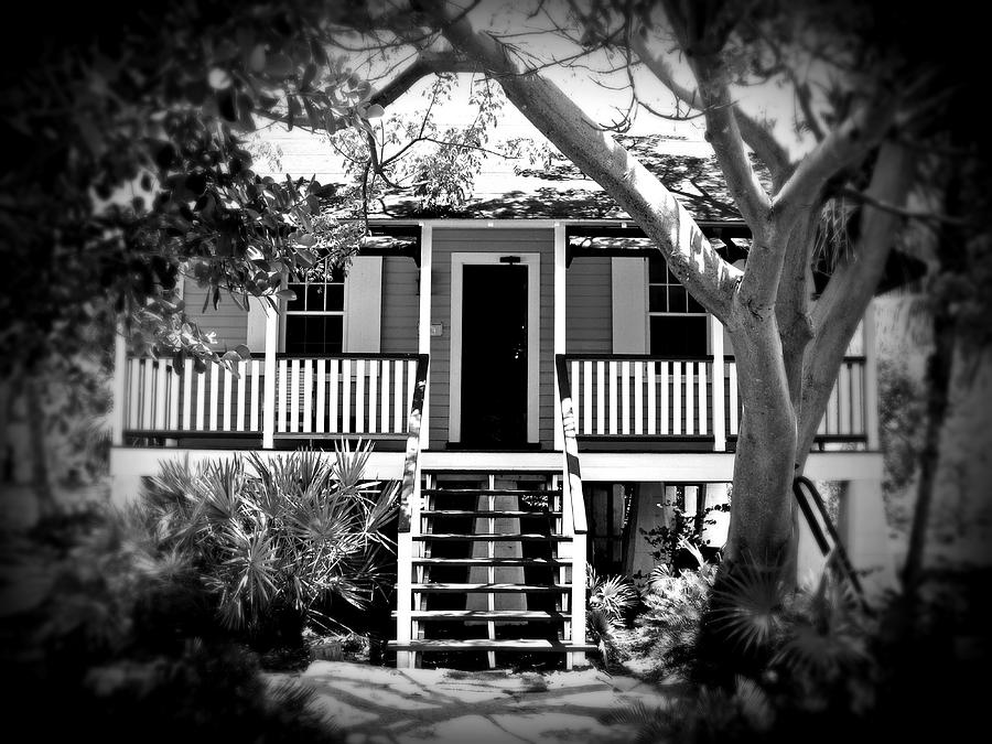 Old Florida cottage Photograph by Perry Webster