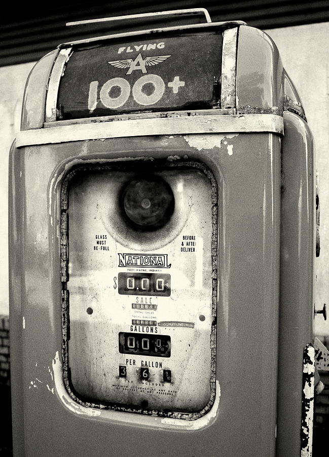 Old Gas Pump Photograph by DazzleMePhotography