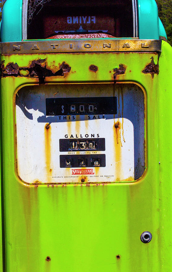 Old Green Gas Pump Photograph by Garry Gay