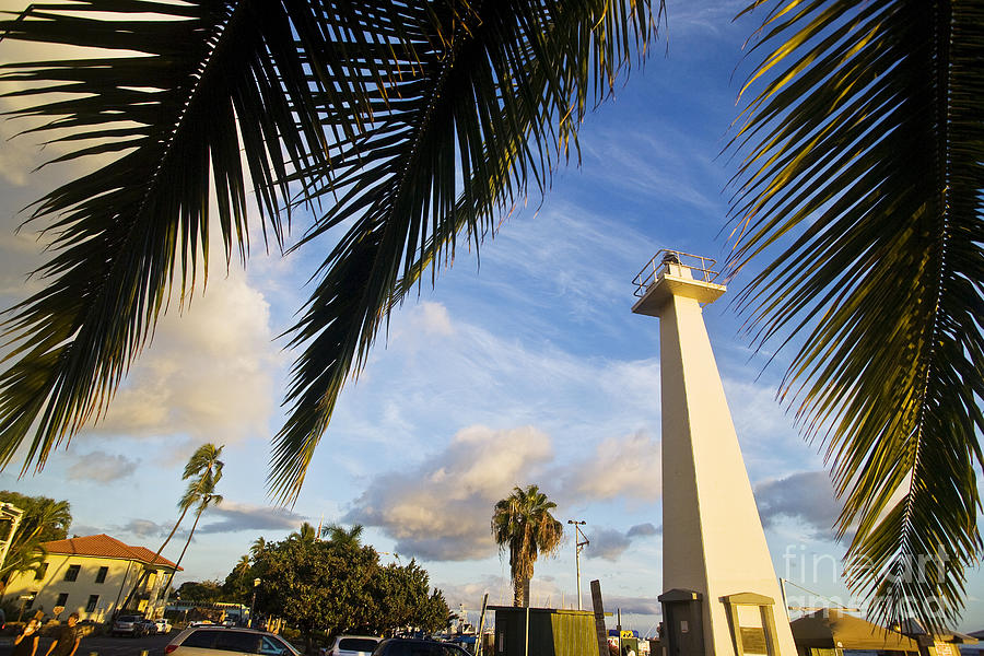 Old Lahaina Lighthouse Photograph by David Cornwell/First Light Pictures, Inc - Printscapes