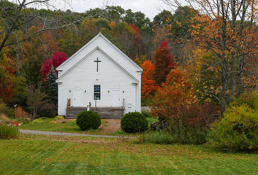 Old New England Church in Colorful Fall Foliage Photograph by Robert Bellomy