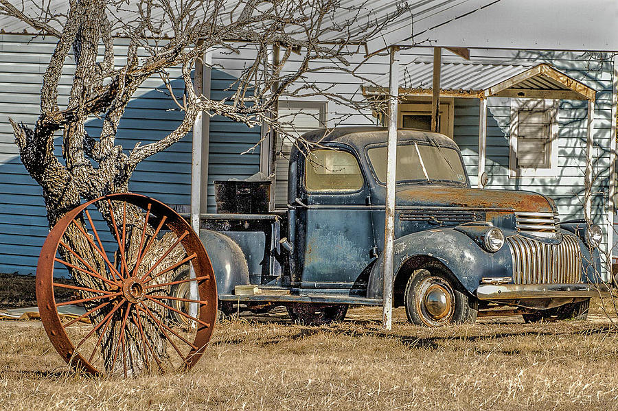 Old pickup truck Photograph by Peggy Blackwell