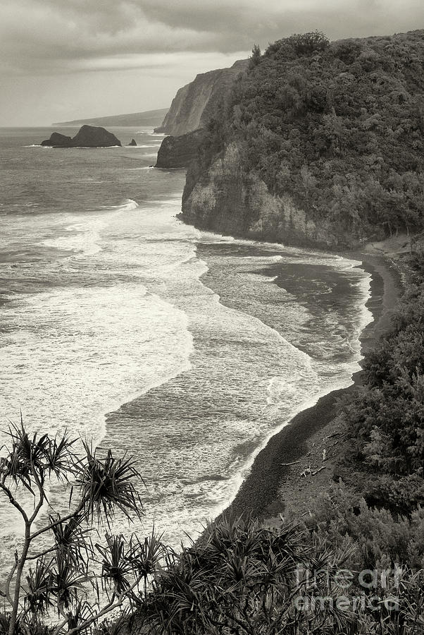 Old Pololu Photograph by Aaron Whittemore