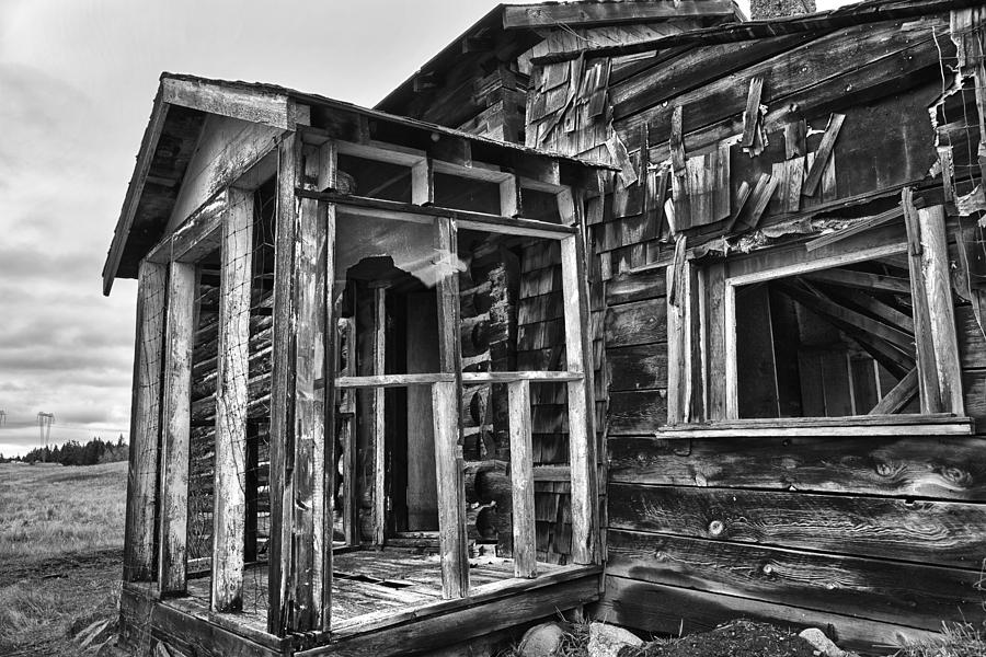 Old Prairie Home Photograph by Theresa Tahara