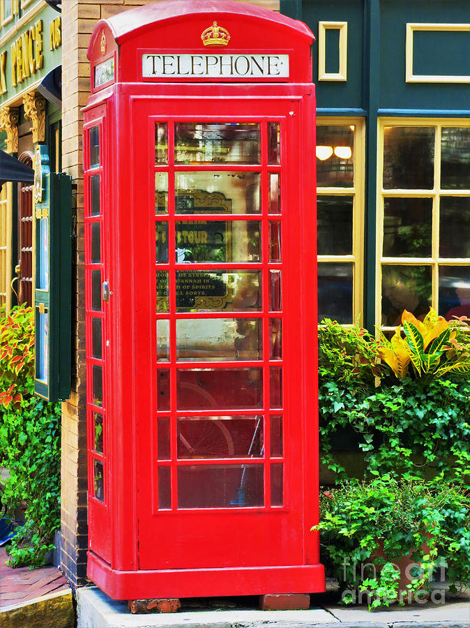 Old Red Telephone Booth 9900 Photograph by T Powell