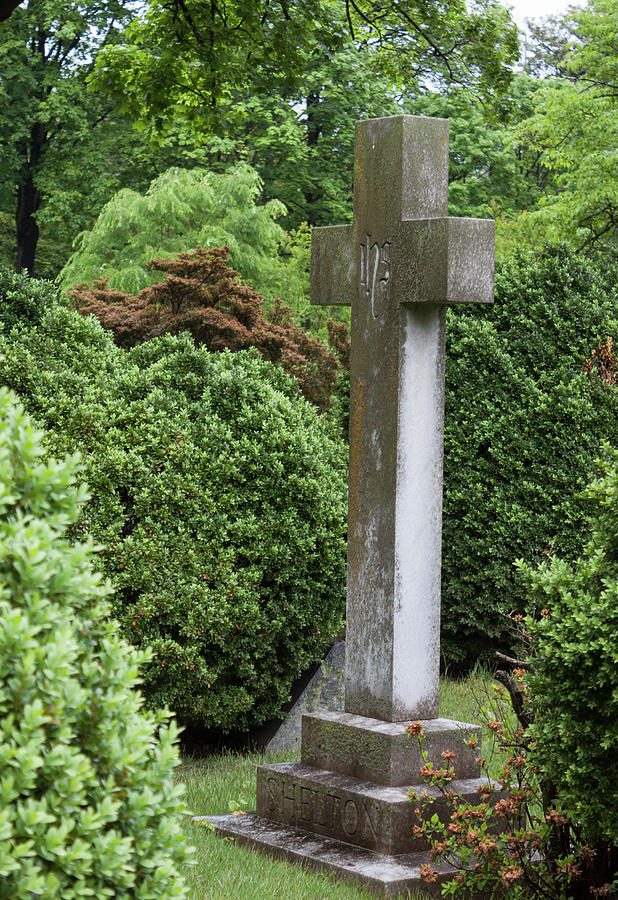 Old Salem Cemetery Cross - Winston Salem Series Photograph by Suzanne Gaff