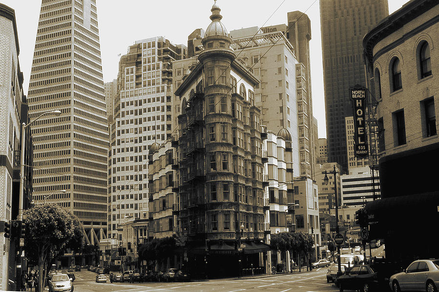 Old San Francisco Photo - Columbus Avenue Photograph by Peter Potter